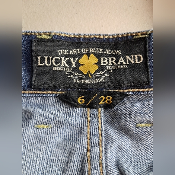 Lucky Brand Blue Jeans The Art Of The Blue Jean Size 6/28 - Picture 9 of 15